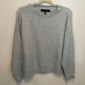 VERO MODA knit sweater. Size medium.